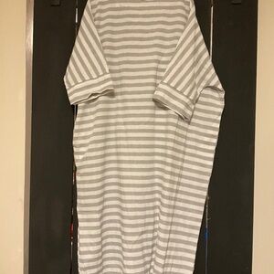 Cotton blend dress size large